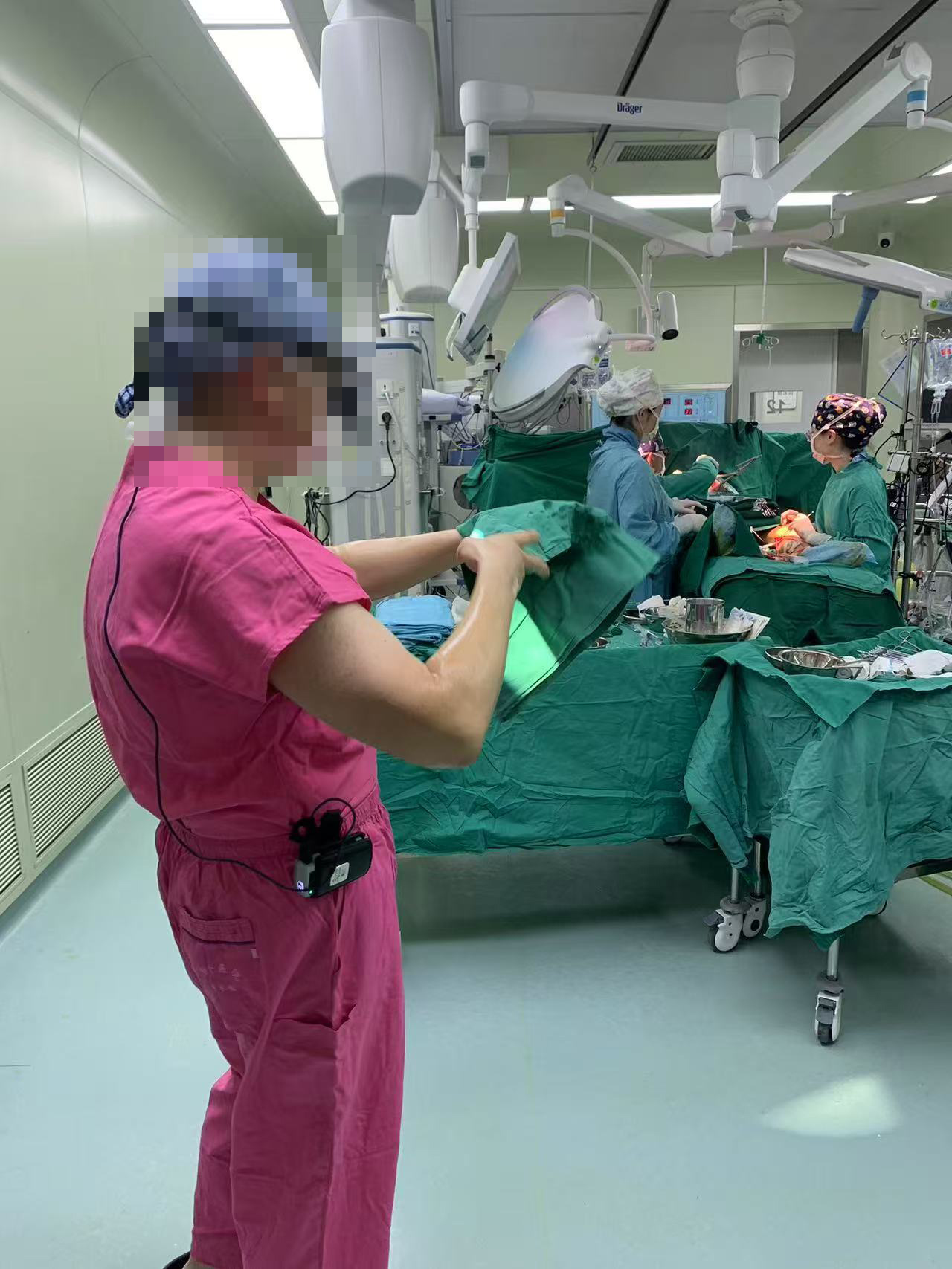 Cardiac surgery observation and discussion